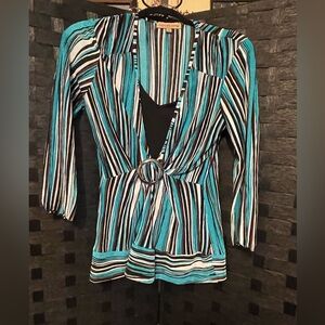 Notations Ladies Size Medium 1/4 Sleeved   multi color with silver hardware